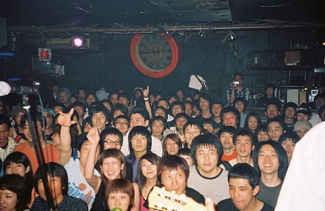 Shelter Crowd 1
